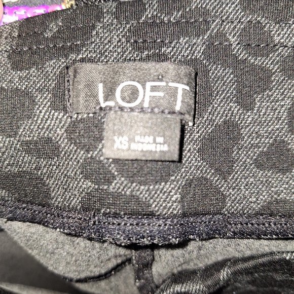 Loft by Ann Taylor Womens Ponte Knit Leggings Black Gray Animal Print Size XS - Picture 6 of 6